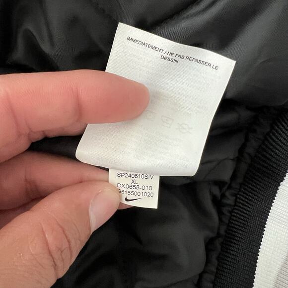 Nike Therma-Fit Authentic Dugout Jacket Black Satin DX0658-010 Men's XL NWT - Picture 8 of 8